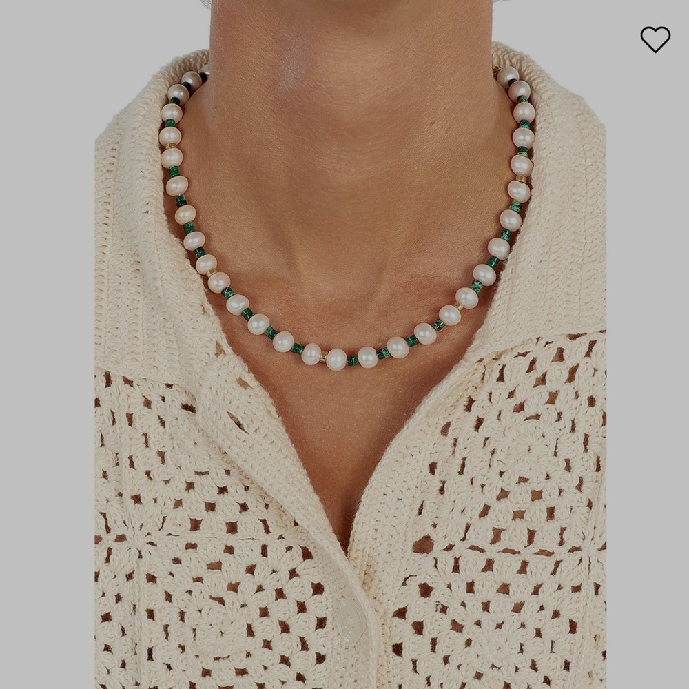 Eliou Fern Necklace in pearl and green